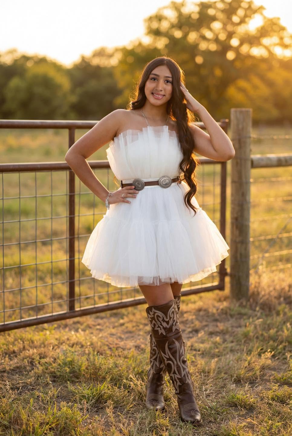 Golden hour senior portrait in western styling